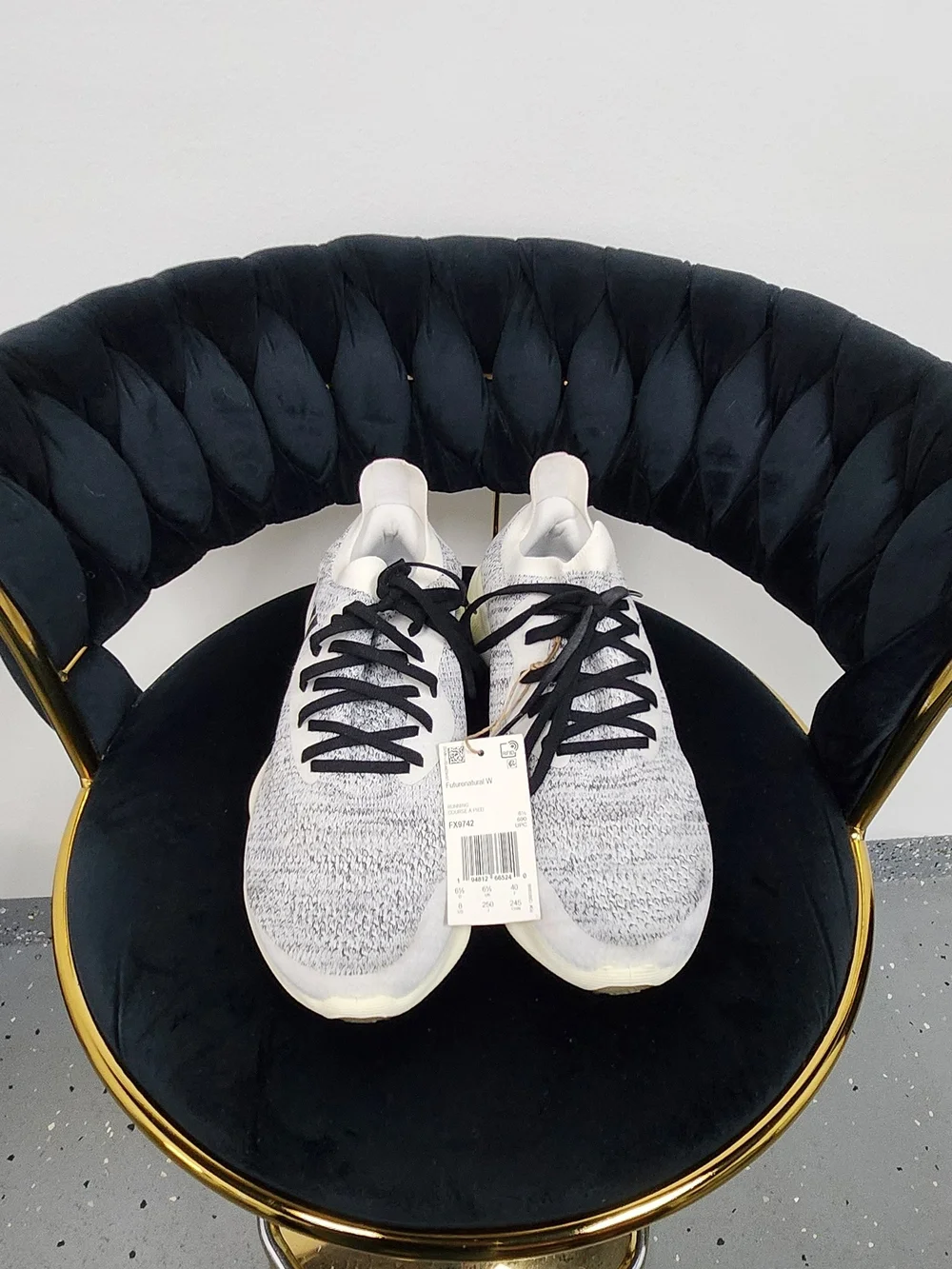 NWT Adidas Futurenatural Primeknit Running Shoes White Grey Size 8